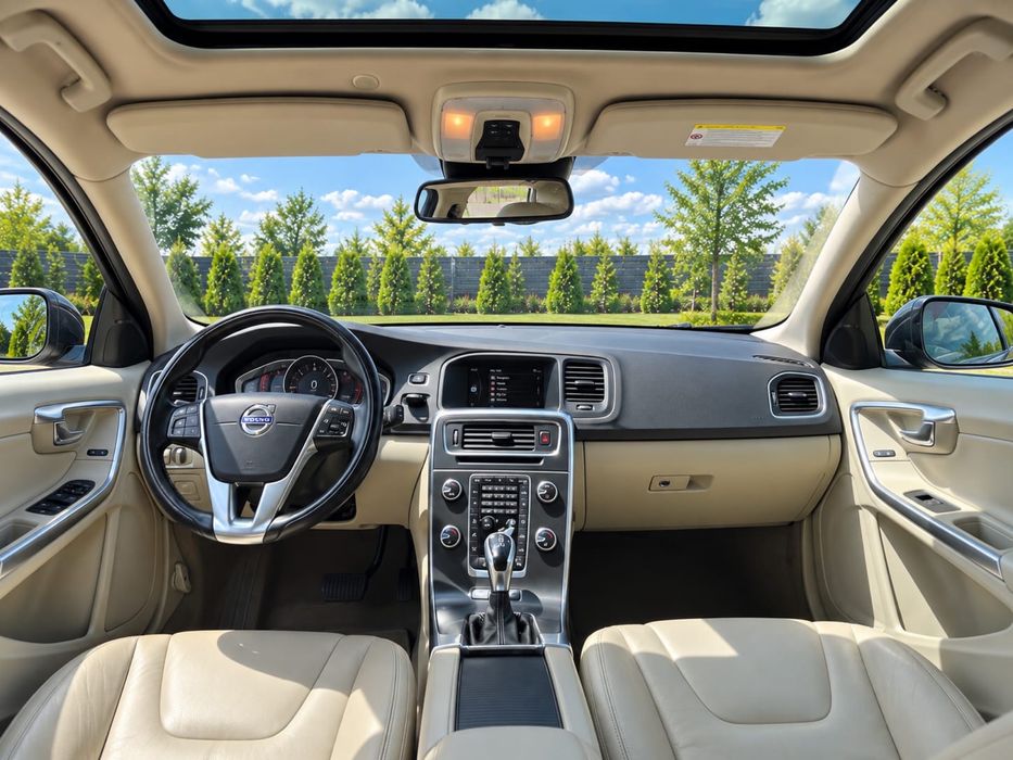 Volvo D60 Hybrid 285CP