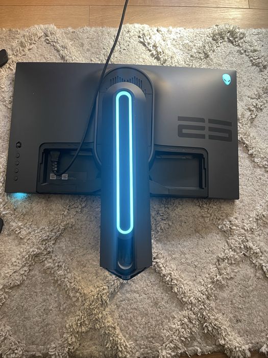 AlienWare AW2521HFA 240Hz-functional,panou spart -ideal pentru piese