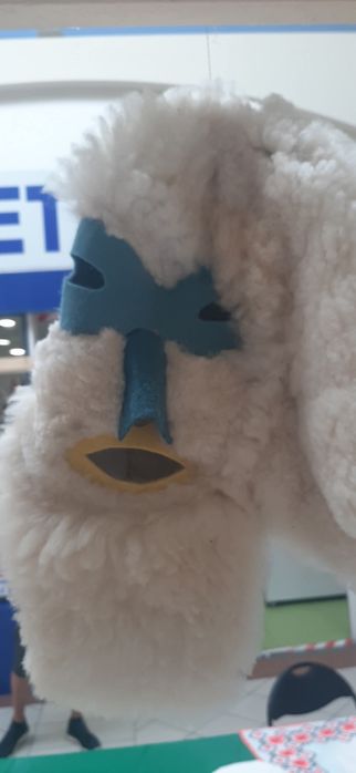 Măști tradiționale românești din blana naturala de oaie lucrate manual