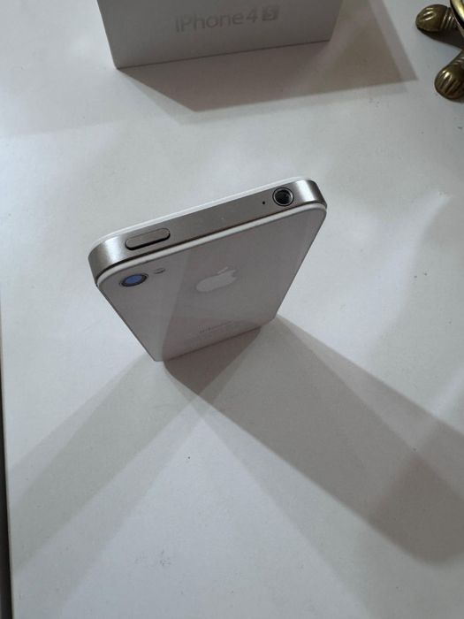 Айфон 4 s  сатылады  кызкандар лс