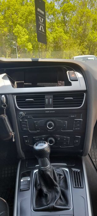 Ауди А4 В8 2.0 TDI.