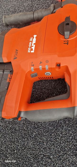 Hilti rotopercutor pe acumulator,curent