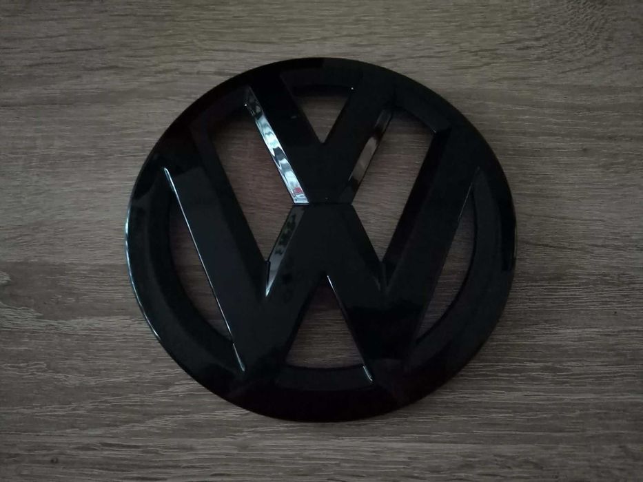 предна емблема Volkswagen черен гланц за Touareg 15 см