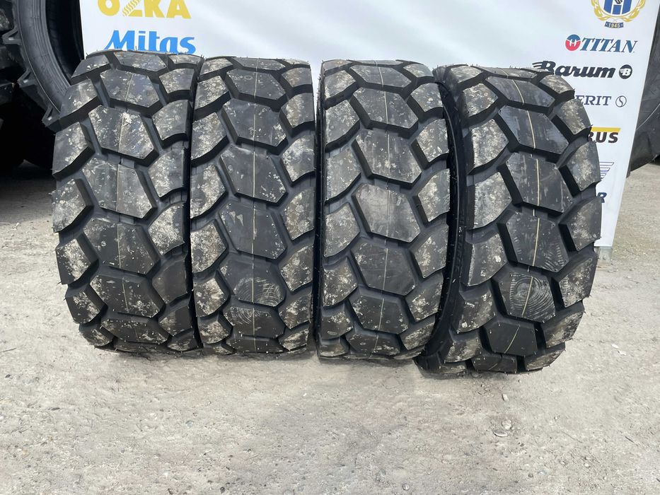 Anvelope noi de bobcat cu garantie 10-16.5 12PR Cauciucuri industriale