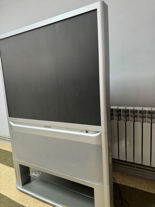 Продам проекционный телевизор