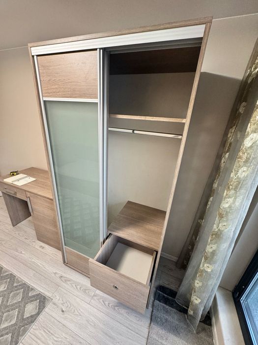 Обзавеждане за детска стая - легло с ракла и матрак, гардероб, бюро