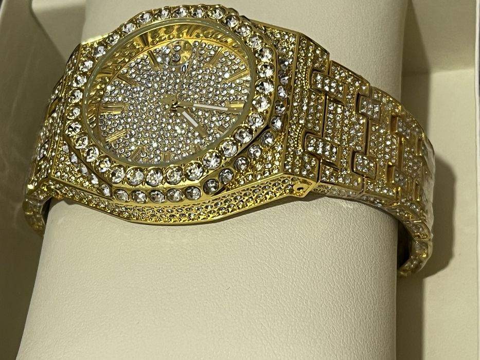 Позолоченные мужские часы