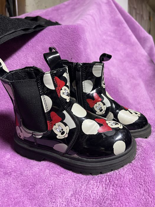 Детски ботушки + подарък пантофки