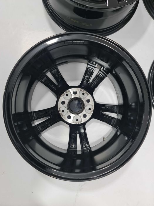 Jante 17 OEM Skoda Octavia Superb  VW Golf 5x112 7.5j et52 57.1