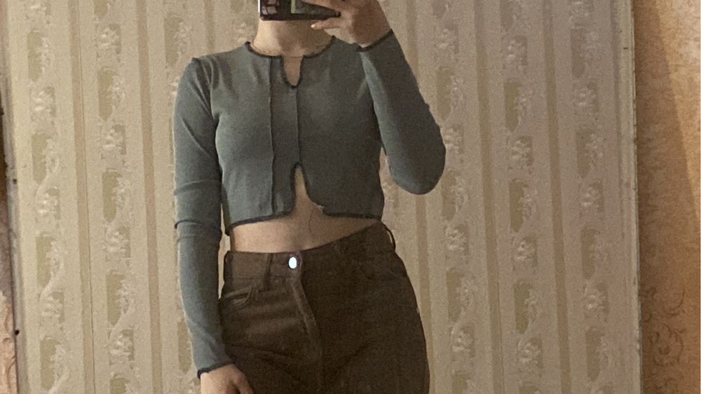 Продам кофточку