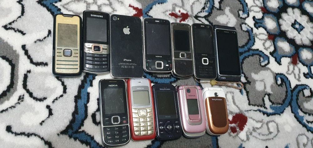 Telefon Legendarney sotamiz