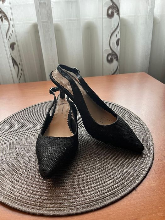 Pantofi femei ,mar 37.