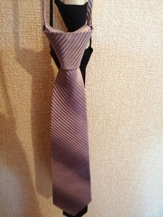 Продам галстуки недорого