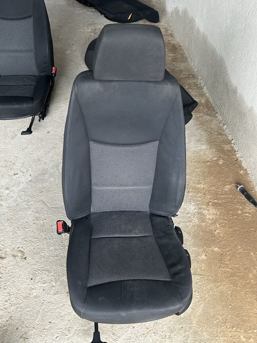 Черен салон за е90