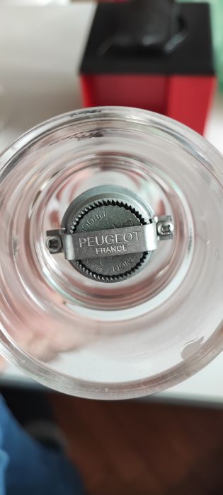 Луксозна  мелничка за пипер Peugeot Nancy – 30 см (Прозрачна)