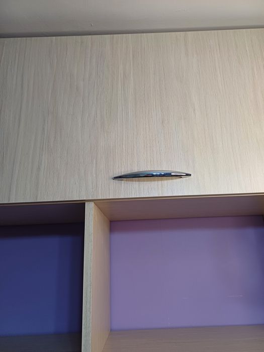 Продам угловую парту шкаф