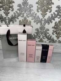 Mary Kay на MAKEUP - купить продукцию Mary Kay с бесплатной доставкой