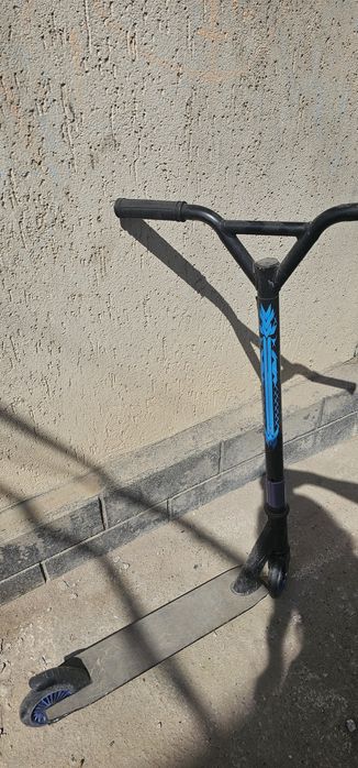Продам самокат для трюков