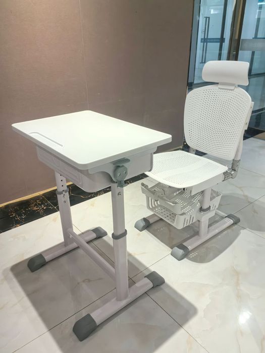 Продам комплект парта стул трансформер