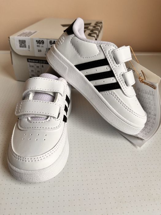 Нови маратонки Adidas 23 номер