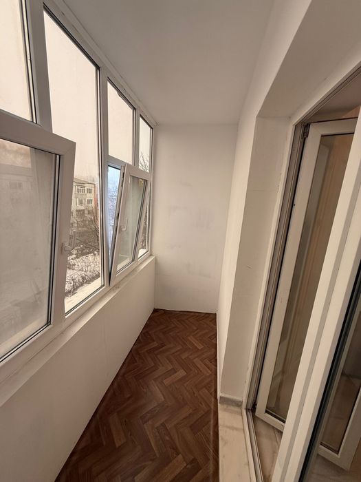 Apartament 2 camere- Zona Stadion - Semidecomandat-An constructie 1964