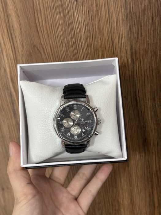 Soat Patek Philippe yangi