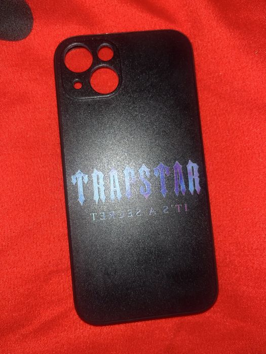 Vând iphone 13 .