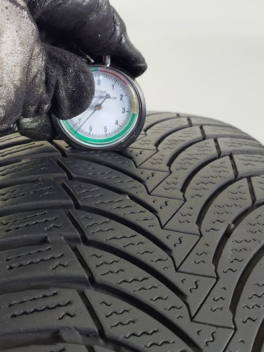 Set 205/55R16 Nexen 7mm stare foarte buna
