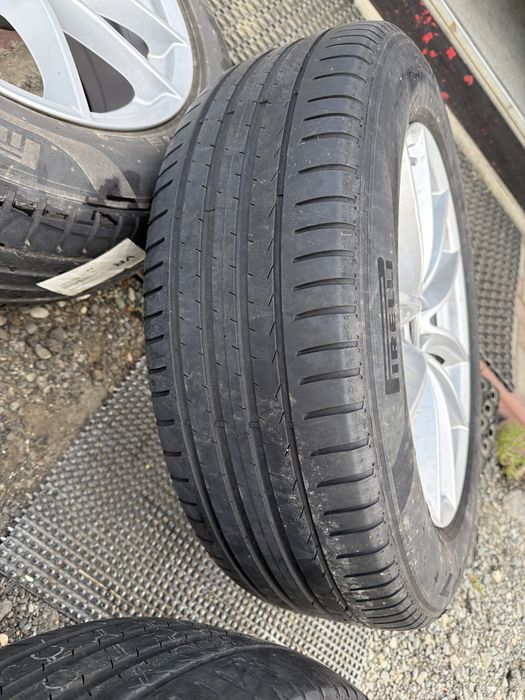 Roti 18 inch vara Bmw X3, X4 , X1.  225/60/18