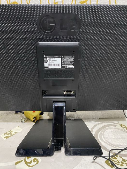Монитор 20 дюймов LG