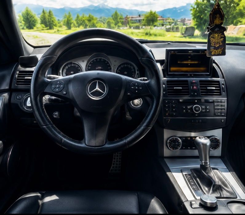 Mercedes c220 2009г