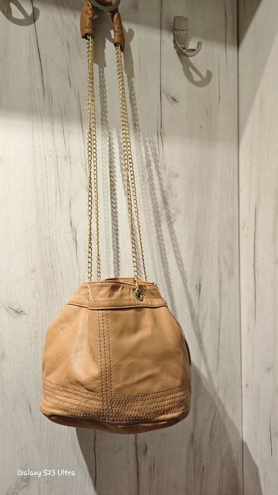 Малка чанта от естествена кожа