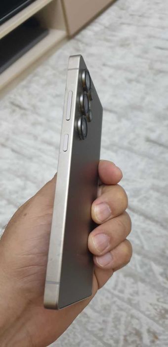 Смартфон Samsung Galaxy S25 Ultra 12/256gb.