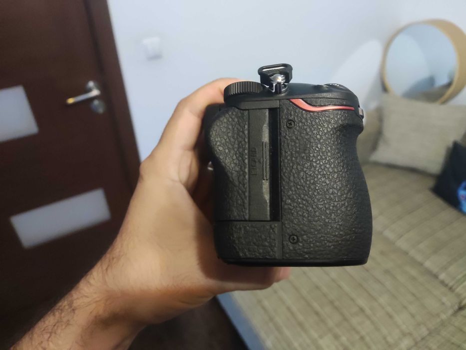 Nikon Z5 ca NOU 3185 de cadre aspect 10/10