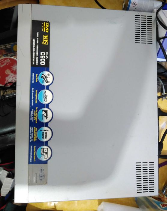 Aparat combo DVD-VSH model Sony SLV D900E