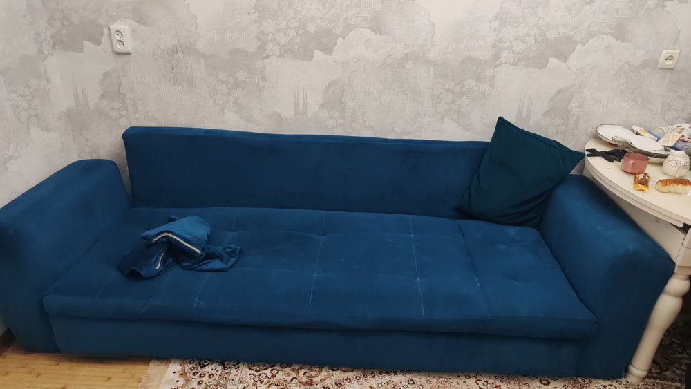 Отдам даром диван