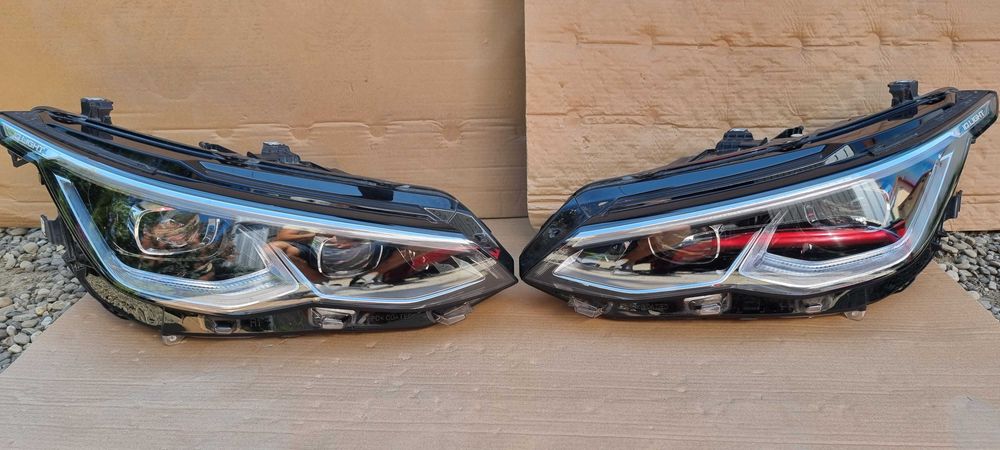Far stanga / dreapta Full LED IQ Light Vw Golf 8 2020 2021