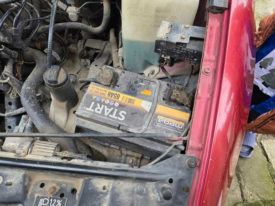 Продавам кола seat ibiza