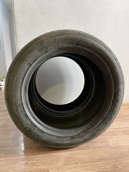 Шины  225/55/17 срочно
