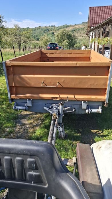 Remorcă tractor basculabila