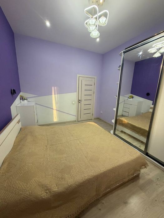 Продается 2-комнатная квартира в ЖК Cambridge Residence/Murat Building