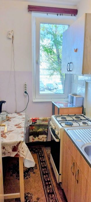 Apartament 2 camere semidecomandat