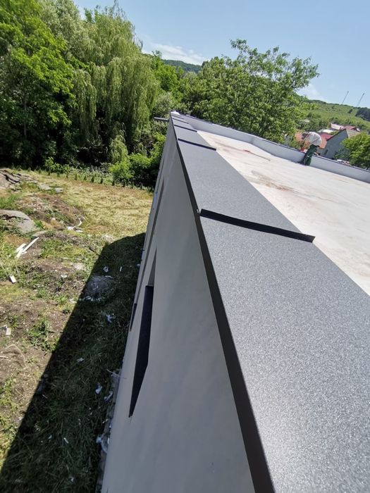 Scocuri la casa tigla metalica aticuri pervaze