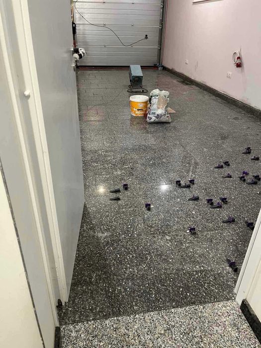 Готови Полирани Стъпала Гранит " Браун " - 25 Евро комплект с ДДС