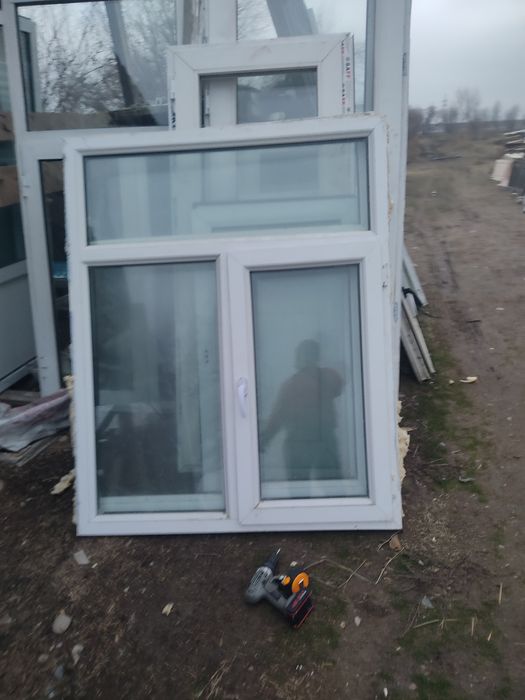 Хар хил размерда акфа ромлар ва Икки табакалик эшик бор