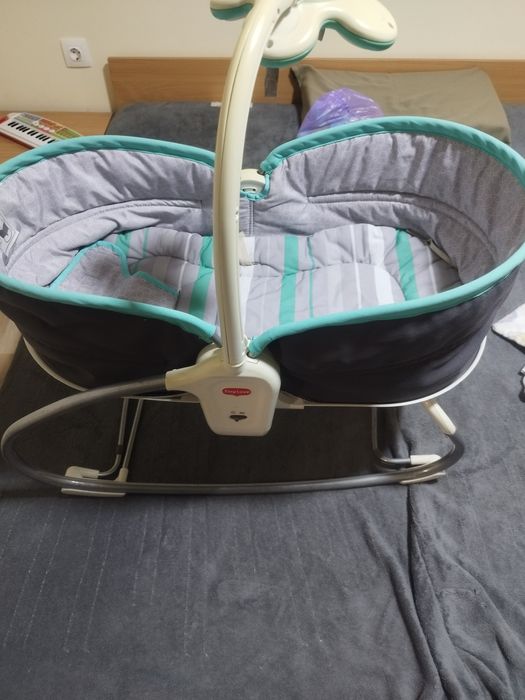 Люлка шезлонг и кош за бебе