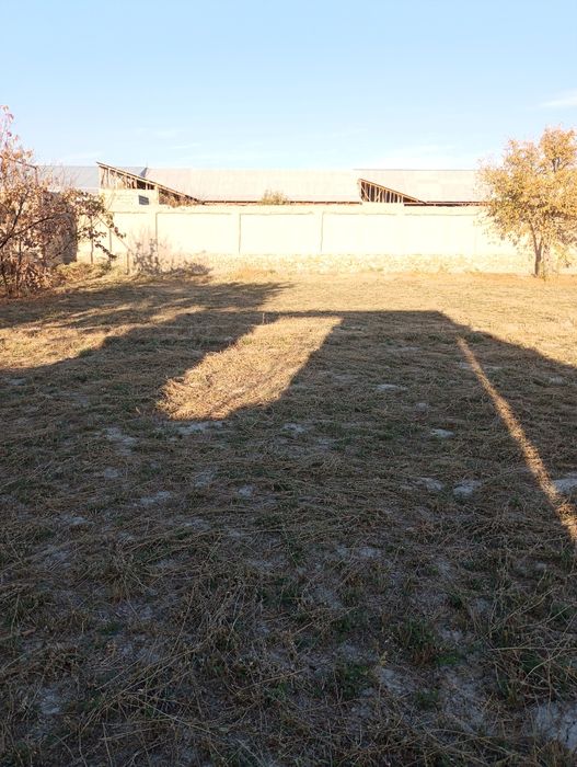 Qurilishi tugallanmagan uchastka sotiladi