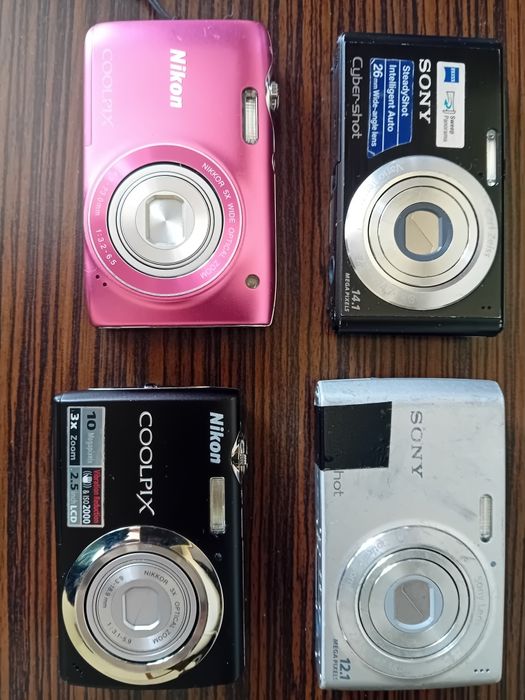 Aparate foto DEFECTE