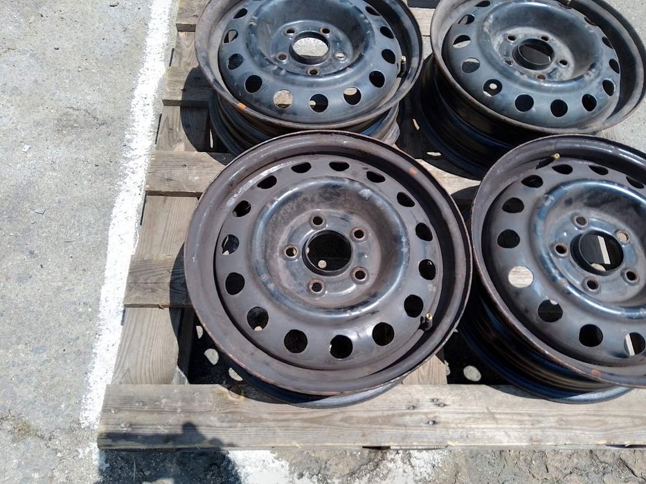 15 цола 5 х 114,3 мм Кия / Хюндай - 5,5 инча/ ЕТ 47