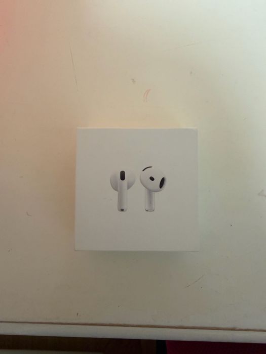 Casti AirPods 4 Noi